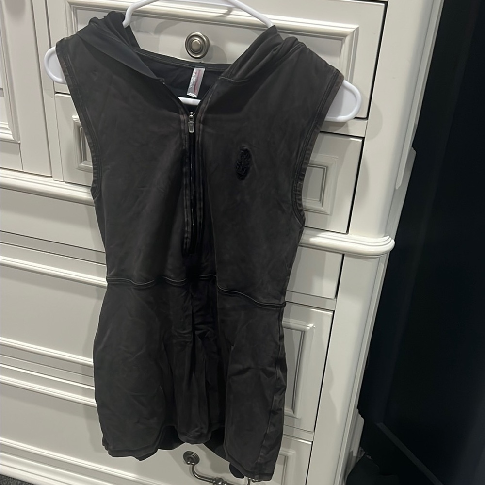 FP Movement Hot Shot Hooded Skortsie XS Washed Black